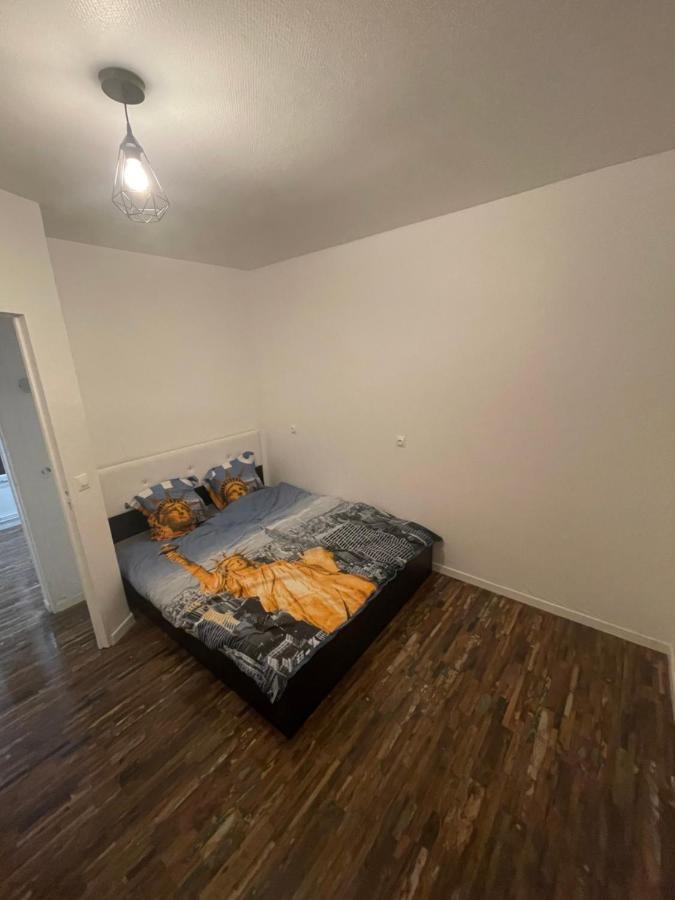 Logement Lagny Sur Marne Disneyland Paris Apartman Kültér fotó