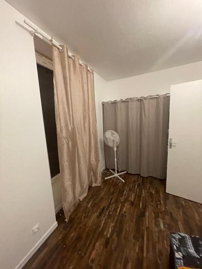 Logement Lagny Sur Marne Disneyland Paris Apartman Kültér fotó